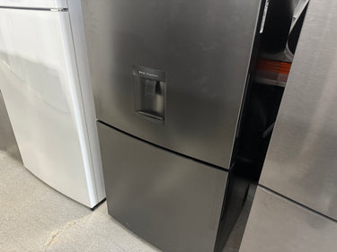 Factory second LG GB-W455MBL 420L Bottom Mount Fridge (Black) - Second Hand Appliances Geebung